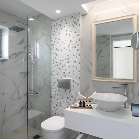 White Pearls-adults Only Luxury Hotel